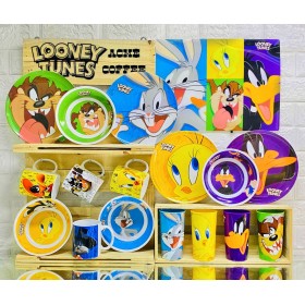 Estación de Café Rústica “Looney Tunes” con Mueble de Madera Incluido Foto de Estación de Café Rústica “Looney Tunes” con Mueble de Madera Incluido