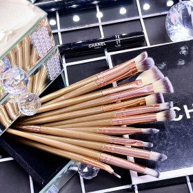 Set de 12 Pinceles Para Maquillaje Set de 12 Pinceles Para Maquillaje