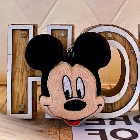 Llavero De Peluche Nacional - Estilo: Mickey Llavero De Peluche Nacional - Estilo: Mickey