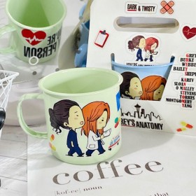 Pocillo de Peltre Decorado - Estilo: Grey´s Anatomy Pocillo de Peltre Decorado - Estilo: Grey´s Anatomy