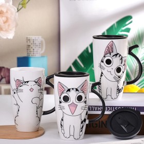 Taza de Cerámica con Tapa 600ml - Estilo Gato Chizu Anime