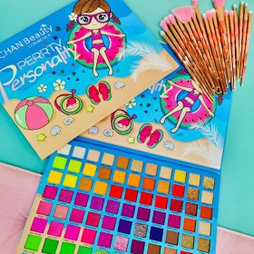 Paleta de Sombras Para Ojos - Estilo: Perrty Personality Foto de Paleta de Sombras Para Ojos - Estilo: Perrty Personality
