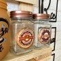 Estación de Café - Estilo: Laught Coffee con Mueble de Madera Incluido