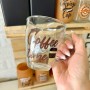 Estación de Café - Estilo: Laught Coffee con Mueble de Madera Incluido