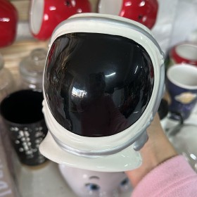 Taza 3d Cerámica - Estilo: Casco Espacial