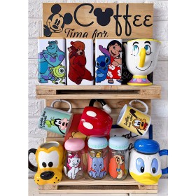 Estación de Café Rústica “Disney” con Mueble de Madera Incluido | ¡Envío Gratis!